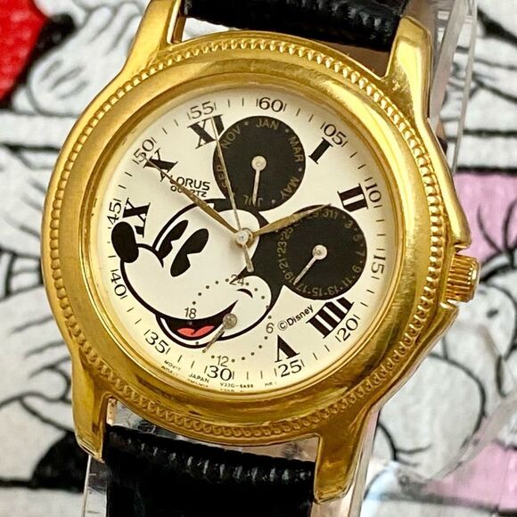 Vintage Disney x Lorus by Seiko Mickey Mouse Multifunction Unisex Watch - Picture 2 of 16